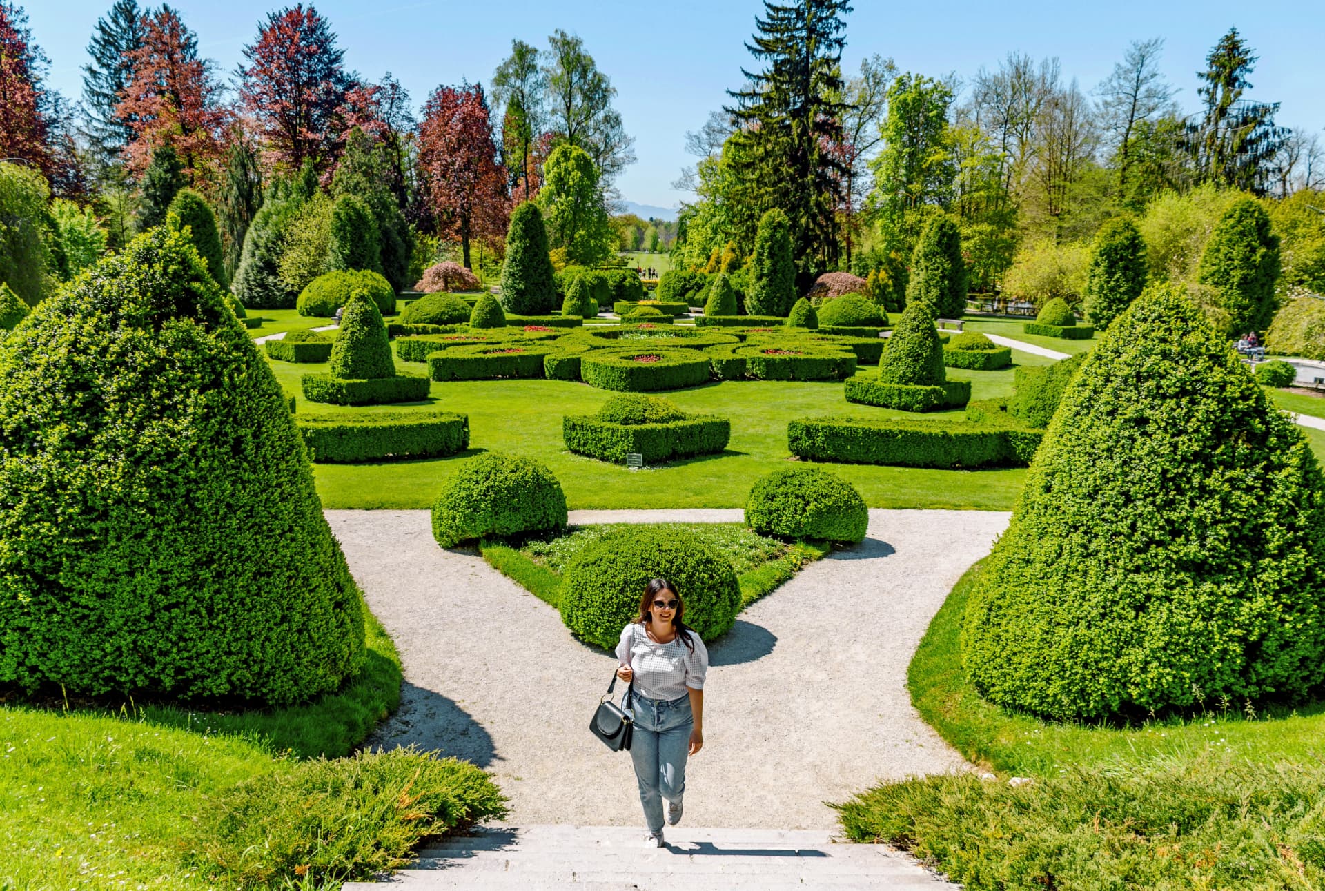 Palace of Versailles: Guided Tour with Skip-the-Line Entry